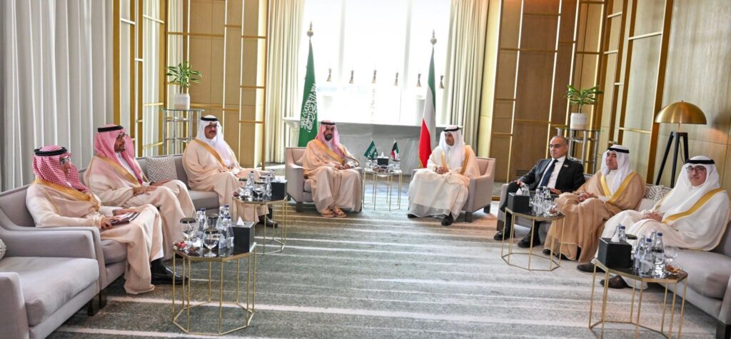 IMG_4020-1024x475 وزير الإعلام والثقافة الكويتي عبدالرحمن المطيري