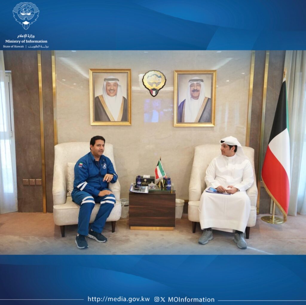 IMG_4880-1024x1019 وزير (الإعلام) عبدالرحمن المطيري